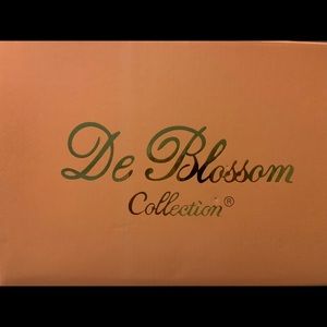 Women’s De Blossom shoes